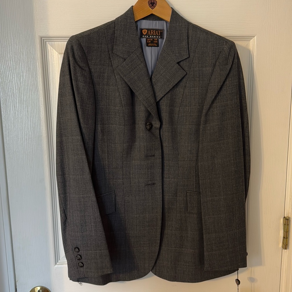 Arita show coat